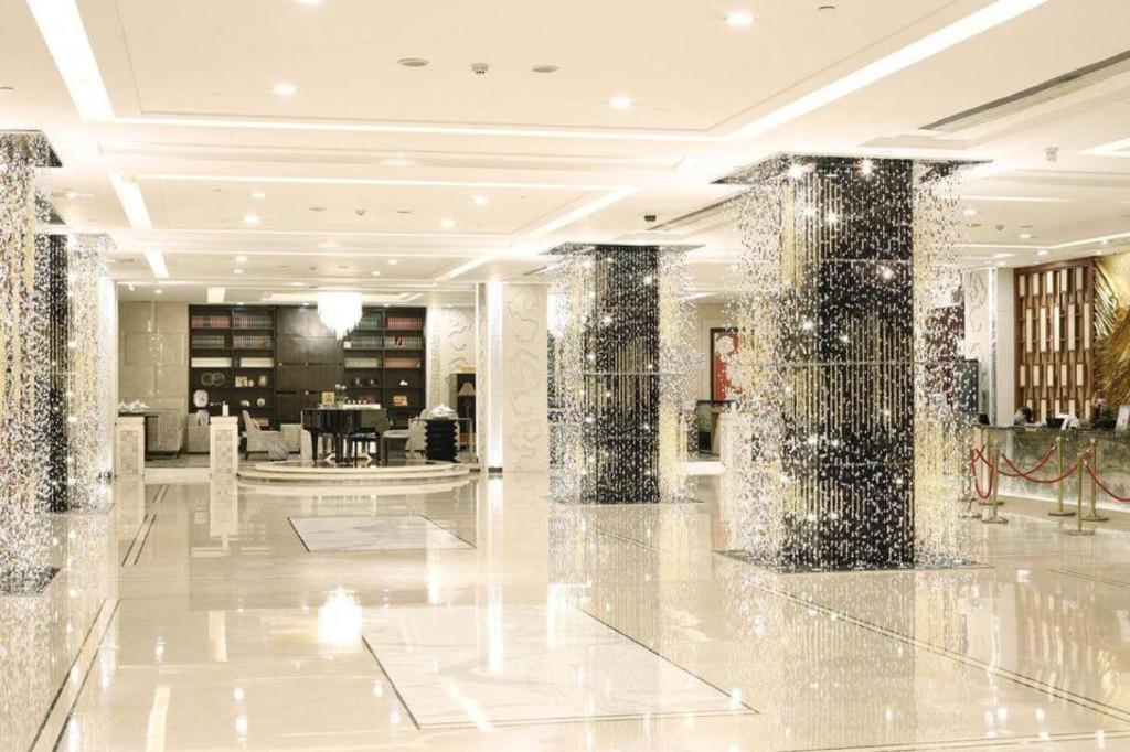 West International Trade Grand Hotel Пекин Экстерьер фото